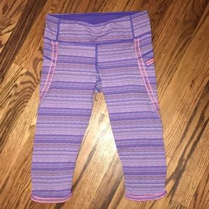 Lululemon size 8 purple crops